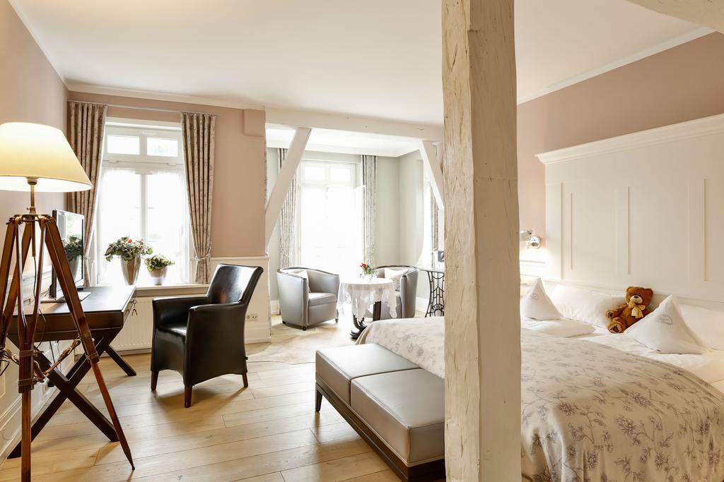 Landhotel Zum Baeren Balduinstein エクステリア 写真